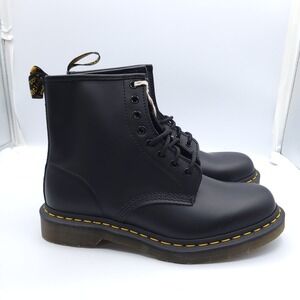 Dr. Martens 1460 Boots Mens 8 Womens 9 Black Air Wair Smooth Leather 11822006